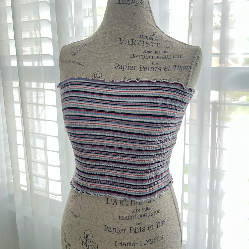 Hollister Strapless Crop Tops, size M, 3 FOR 12!